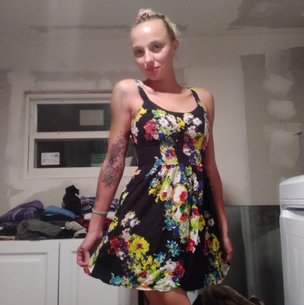 Black floral sundress size small